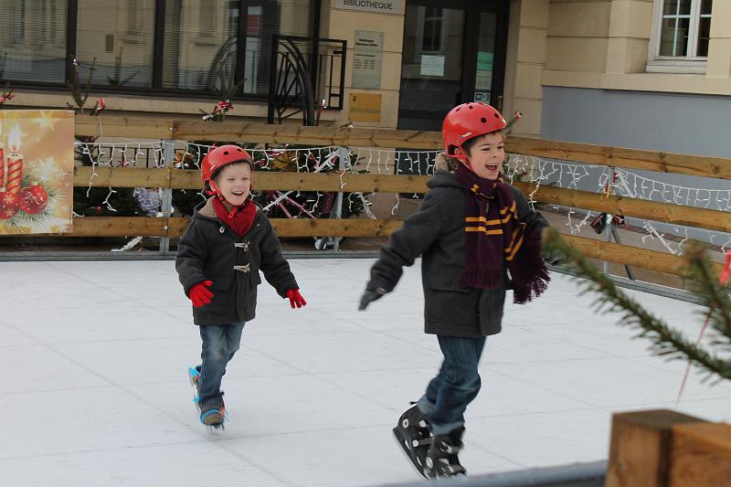 2013-12-28 La patinoire, le trio 023.JPG